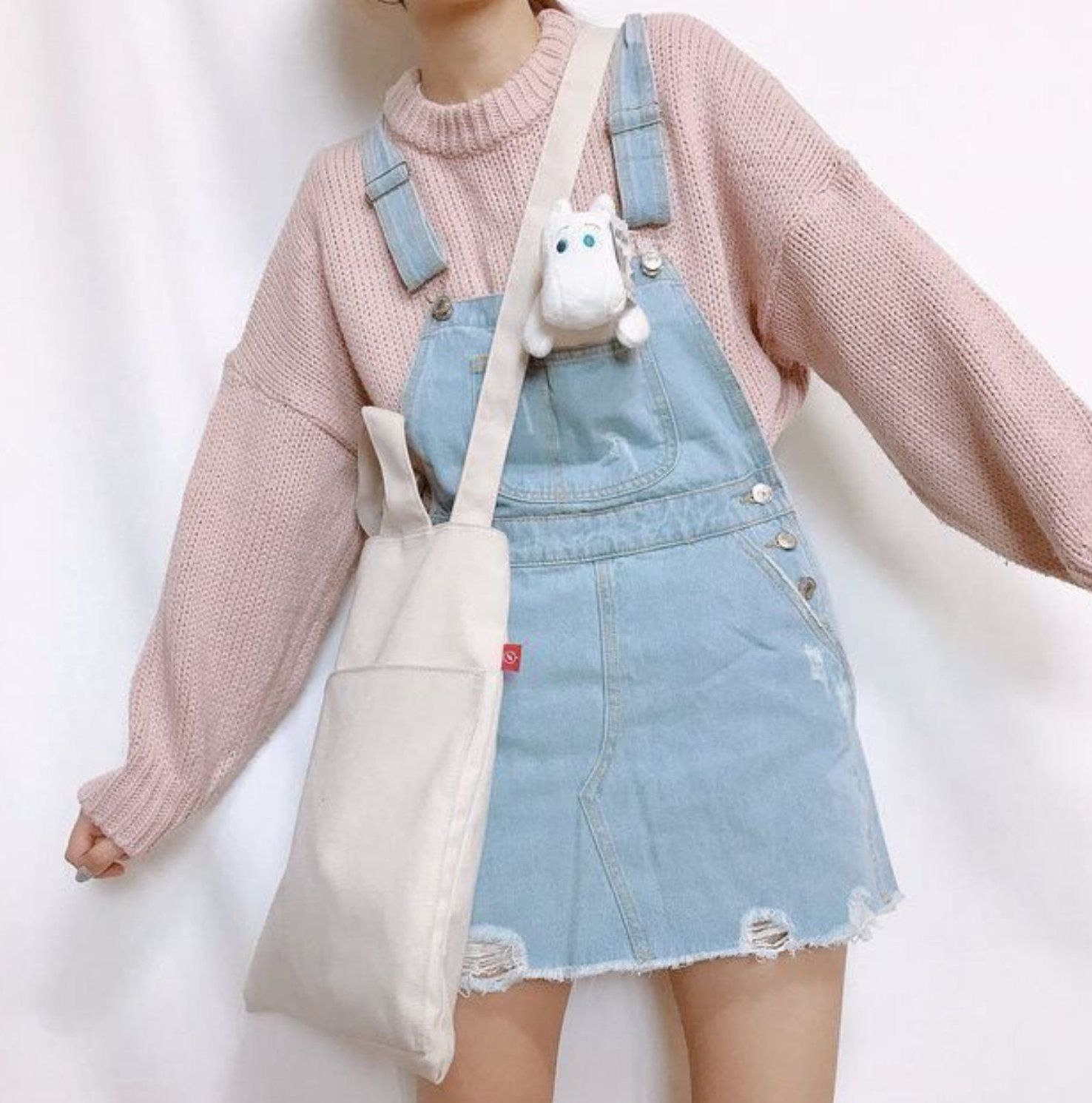 pastel aesthetic outfit