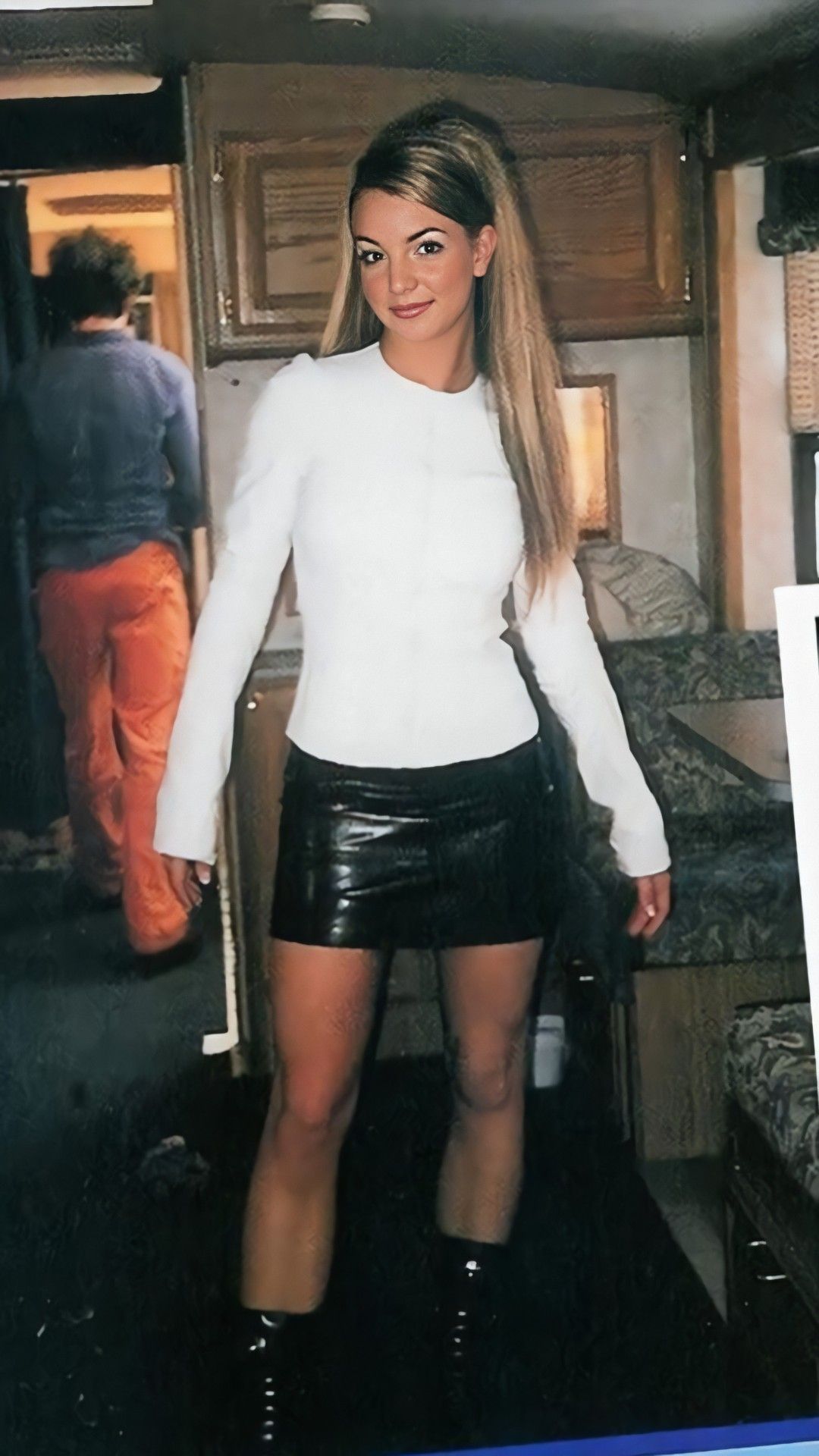 Britney Spears bastidores de Oops!..I Did It again.