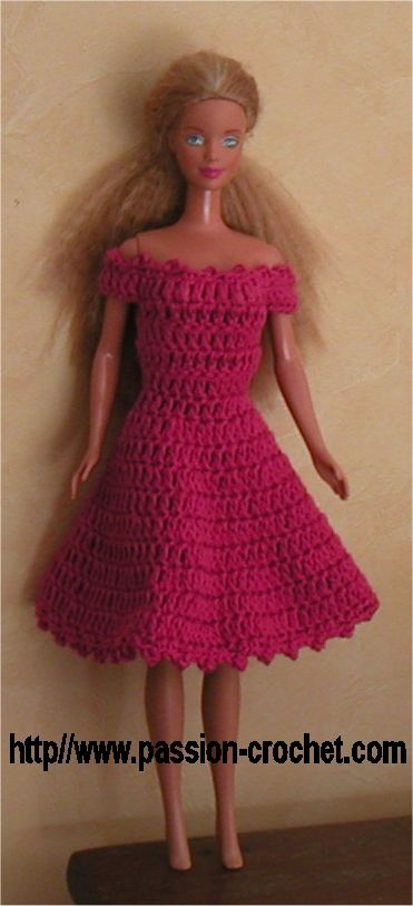 Robe au crochet pour poupée Barbie