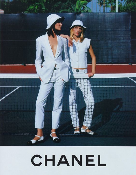 22 classic Chanel campaign images from the 90s | HUNGER TV