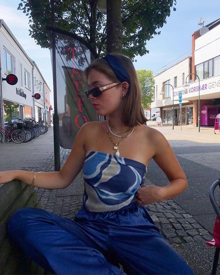 All About 90s Outfits - FashionActivation