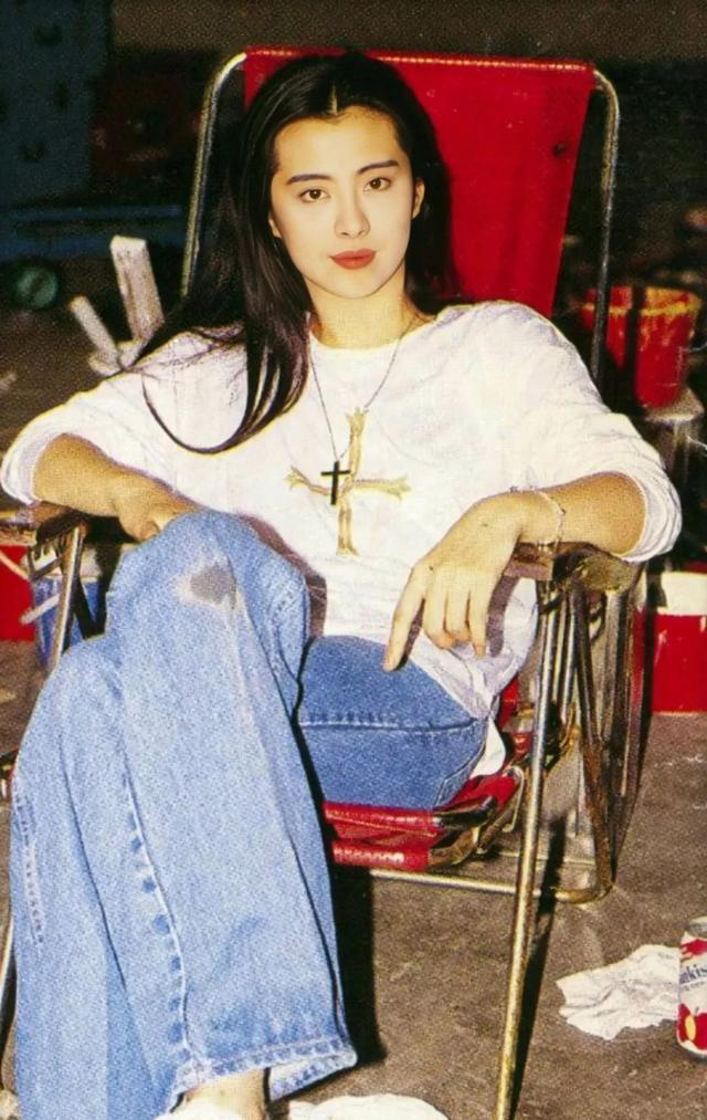 AI Restores Photos of ’90s Hong Kong Film Stars | Synced