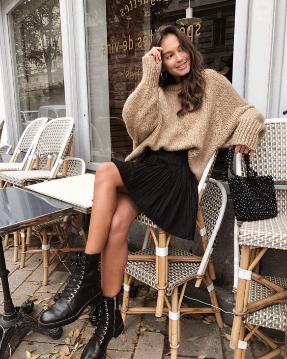 10 tenues chaudes avec un pull pour aller au bureau
