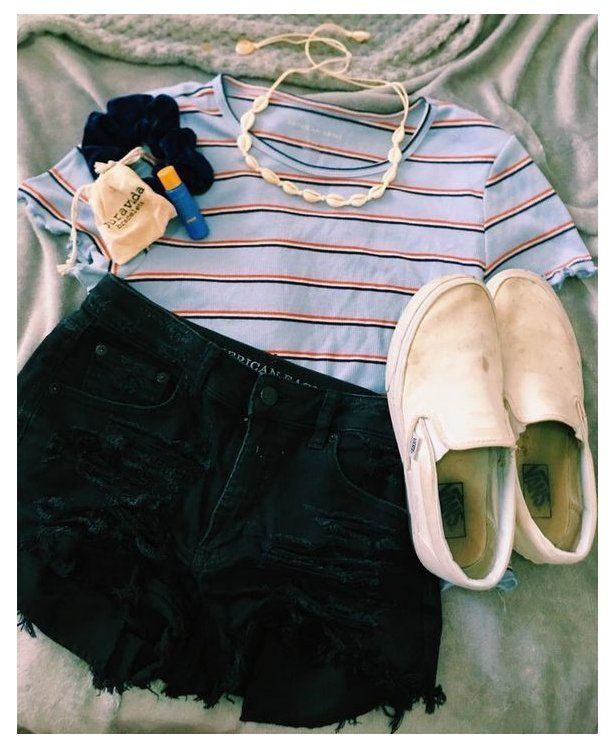 outer banks aesthetic clothes