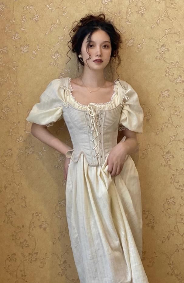 Classic Elizabeth Vintage Tudor Regency Corset (has boning) - S
