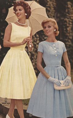 A Vintage Lookbook: Style Throughout the Decades |