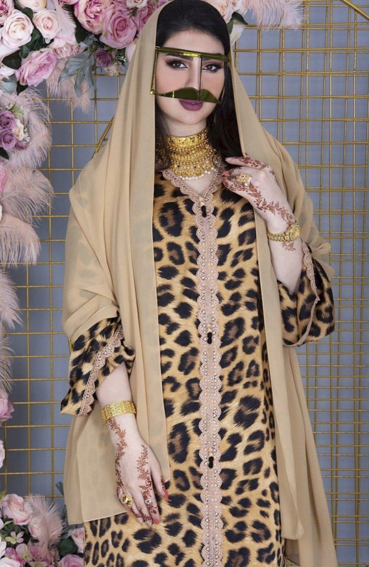 Islamic Muslim Style Leopard Kaftan Abaya Embroided Dress with Hijab - XL