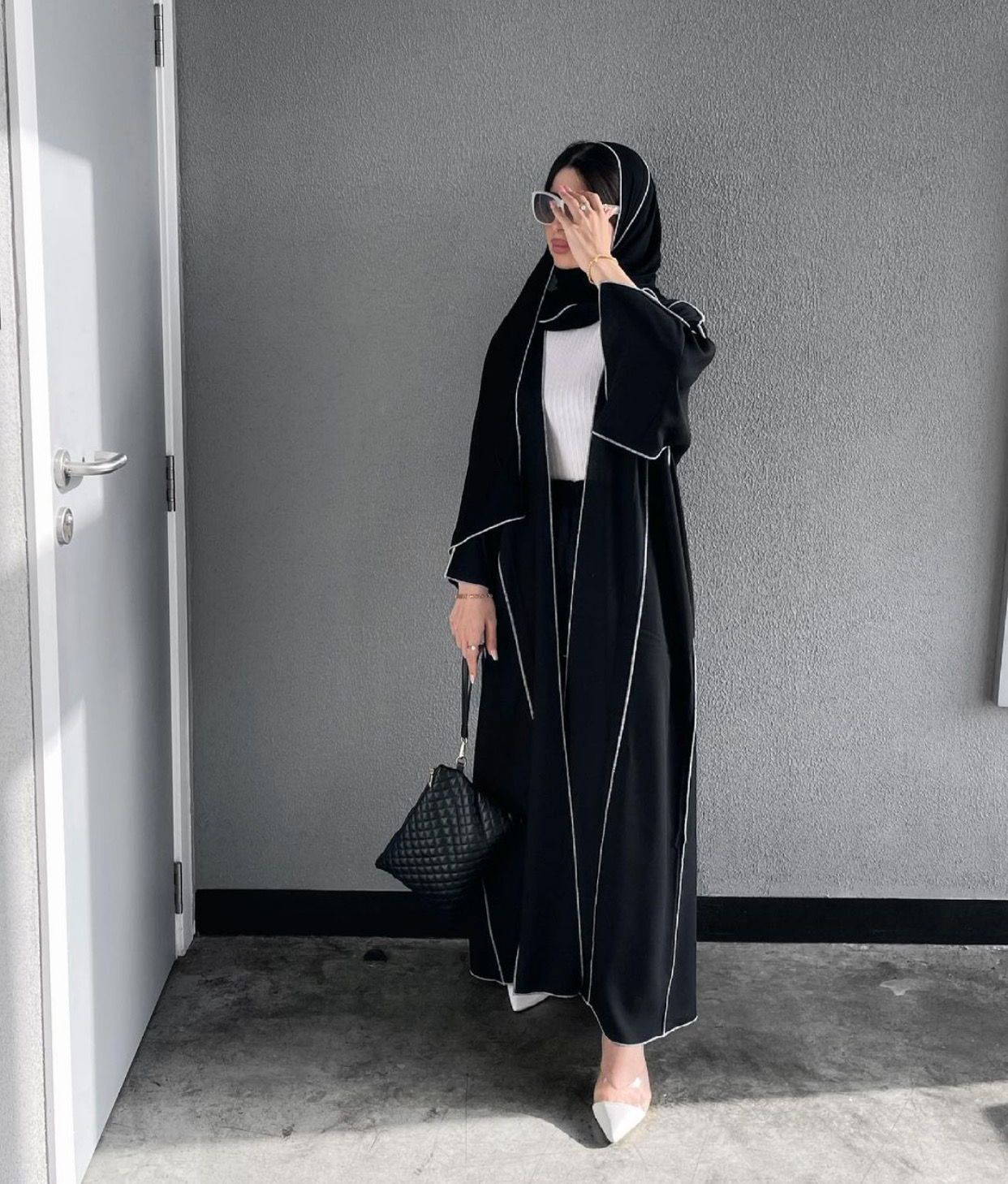 Casual Black Abayas Styles You Will Love