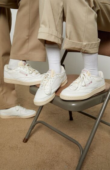Reebok White & Pink Club C 85 Shoes - White/Pink size 4.5