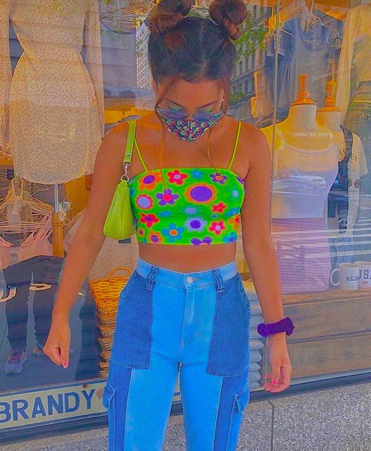 ✰